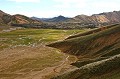 montagnes colorées, coulées de lave, et toujours l'eau, omniprésente en Islande Islande,lave,montagnes 